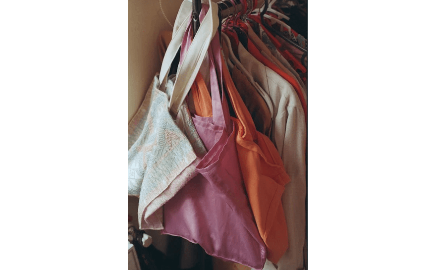 Why Are Tote Bags Popular Among Businesses in 2024